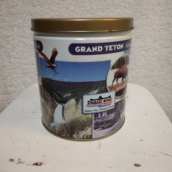 Trails End Yellowstone/Grand Teton Decorative Tin - Picture 2 of 6